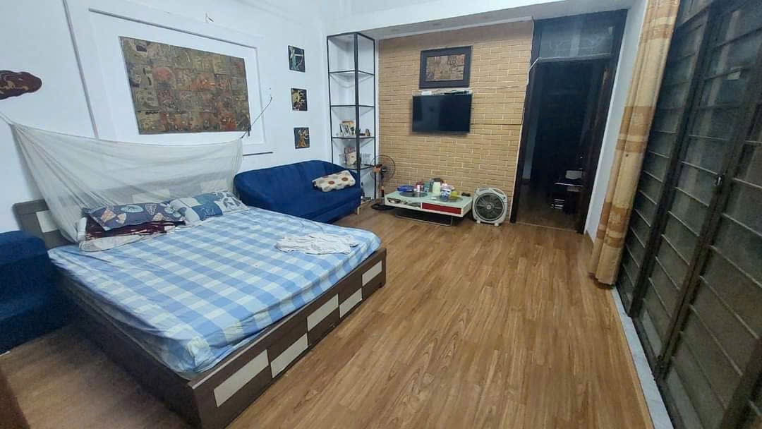Nhà mặt phố rộng rãi tại quận Hà Đông - Lê Qúy Đôn 63/80m2 Mặt Tiền Rộng. thuận tiện kinh doanh