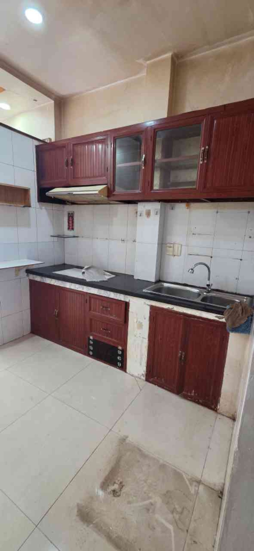 Ngay Lý Chiêu Hoàng quận 6 (99m2) 4 Tầng chỉ 5 tỷ nhỉnh xíu