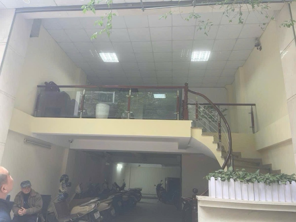 Bán nhà phố 9 tầng hướng tại khu vực Linh Đàm, diện tích 90m², phù hợp kinh doanh và văn phòng