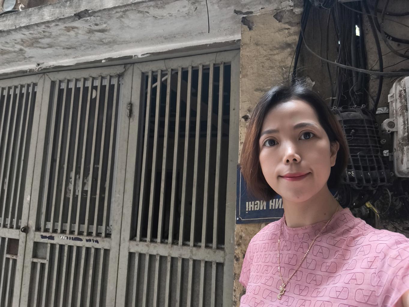 Bán nhà phố Lê Thanh Nghị dt 45m.
Lô góc bán đất tặng nhà, 50m ra mặt phố.