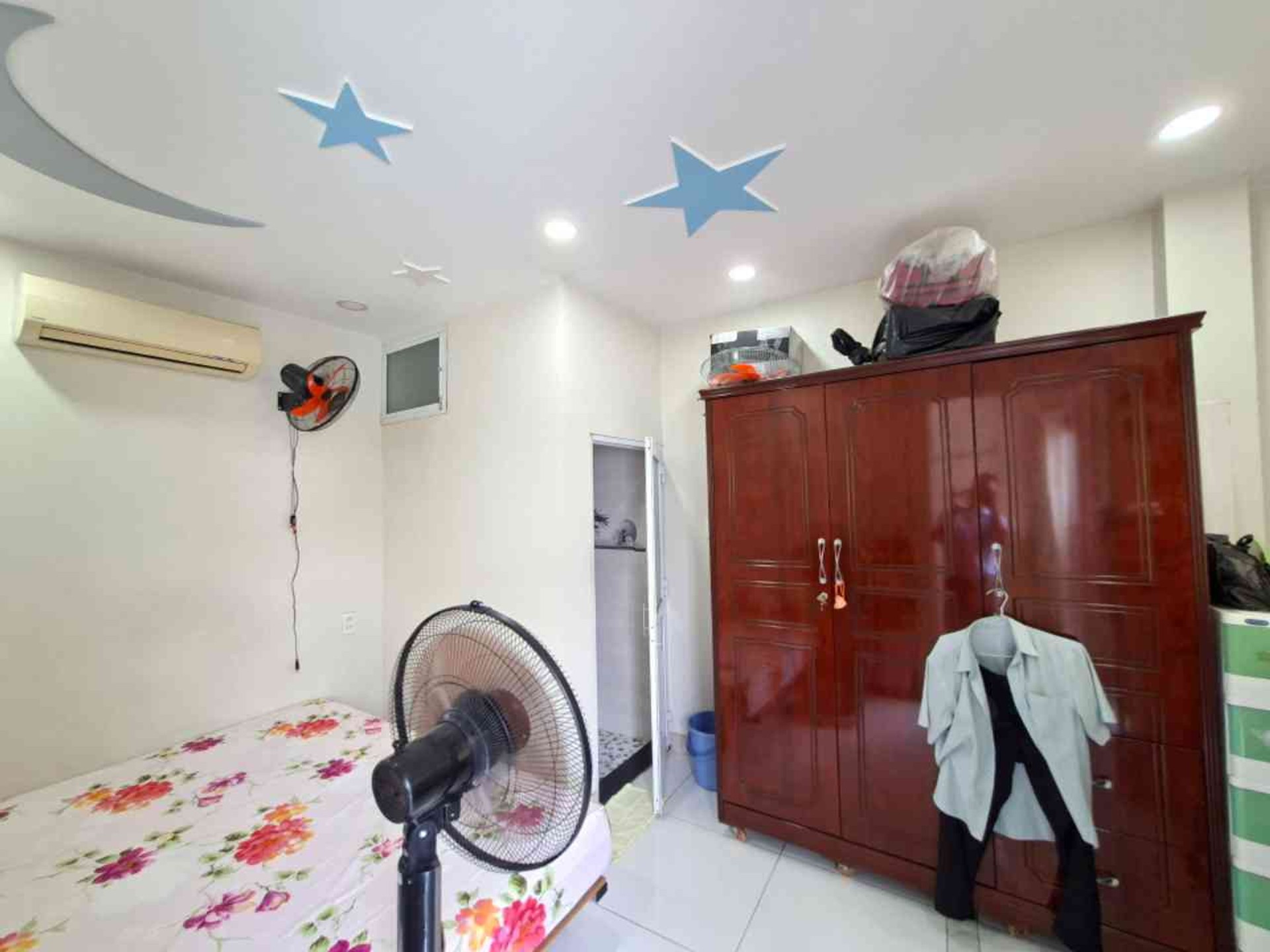 Bán nhà riêng 4 tầng tại phường 10 Tân Bình, giá 3,1 tỷ đồng