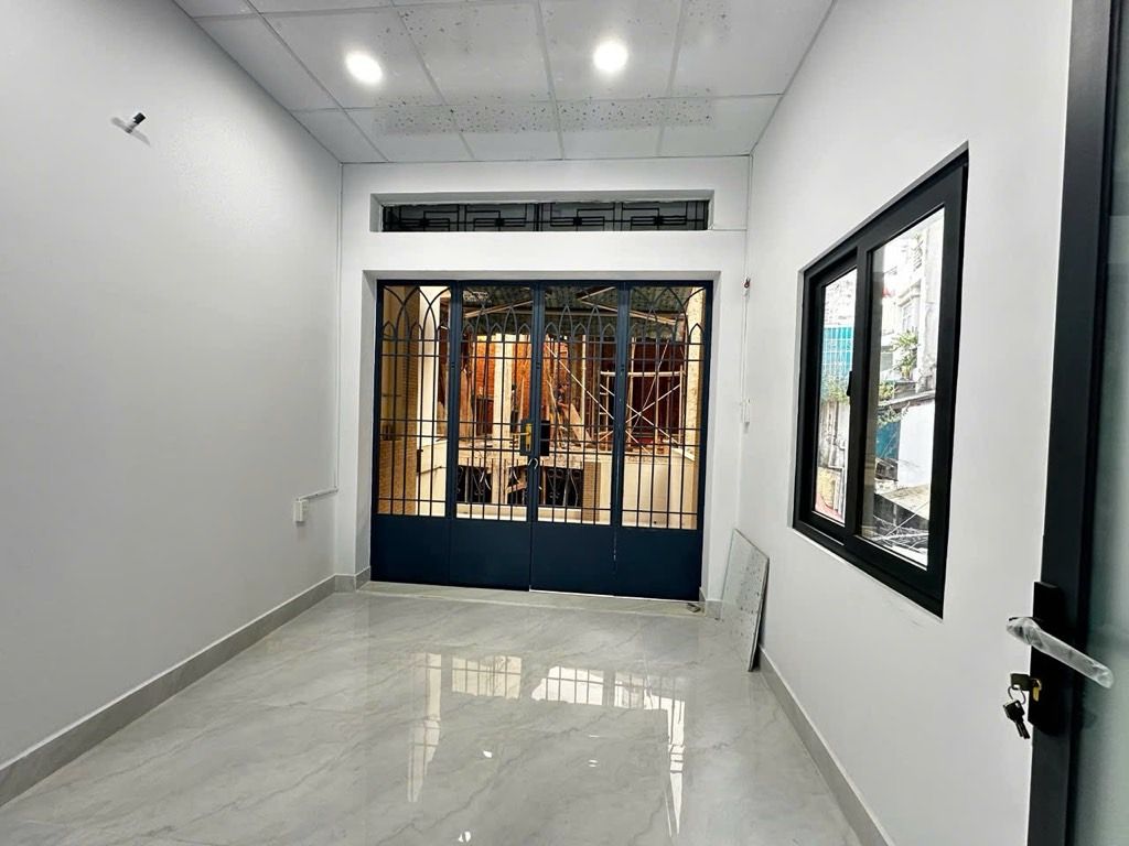 Nhà quận 10 vị trí vàng, giá & trải nghiệm khó tốt hơn