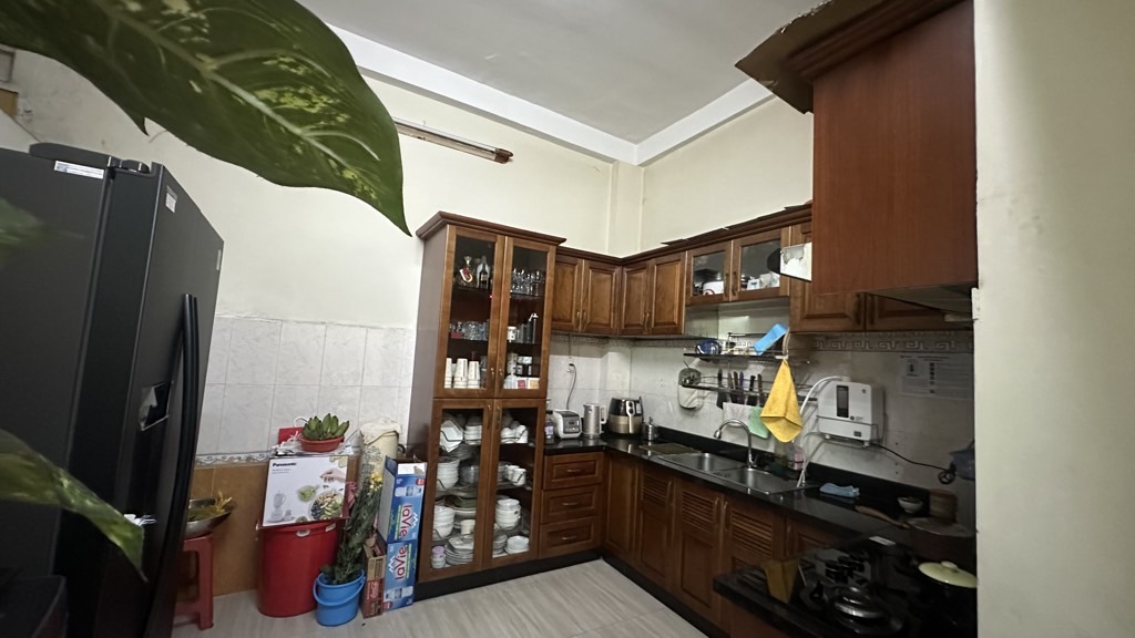 LÔ GÓC KHÔNG LỘ GIỚI - NGANG HIẾM GẦN 7M - GẦN 3 MẶT TIỀN ĐƯỜNG LỚN - HẺM 6M THÔNG THOÁNG - CHÍNH C