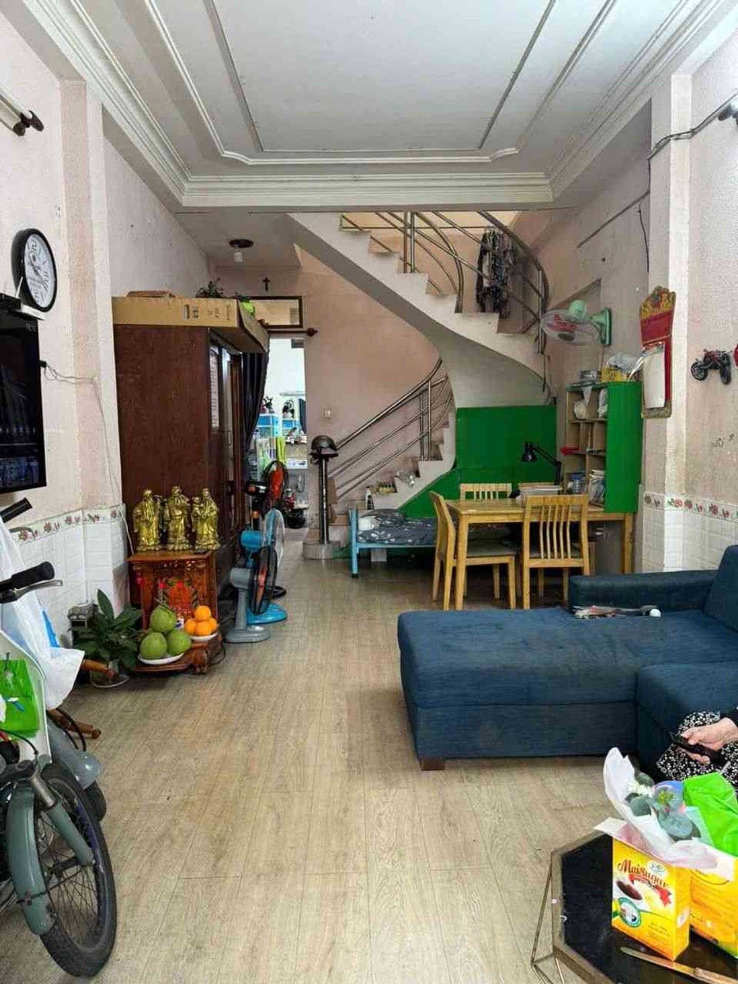 Nhà đẹp Bàu Cát, tiện nghi, giá tốt