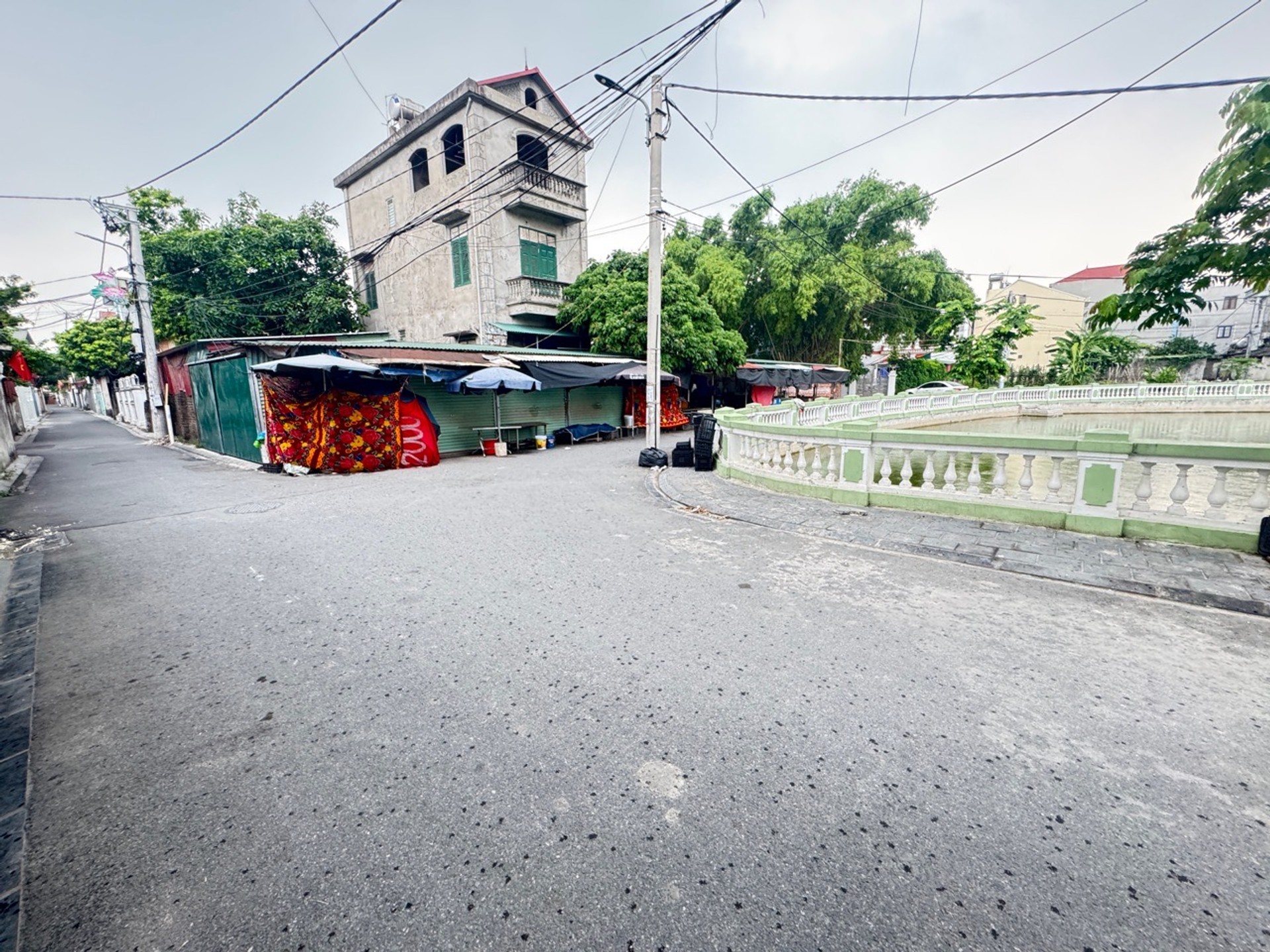 🌺VIEW HỒ THOÁNG MÁT - SÁT CHỢ KINH DOANH ĐƯỢC - ĐƯỜNG THÔNG OTO TRÁNH DỪNG ĐỖ NGÀY ĐÊM