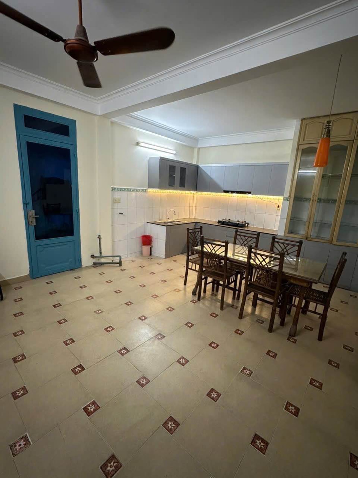 TÂN BÌNH - HẺM TRƯƠNG CÔNG ĐỊNH VỊ TRÍ VÀNG - XE HƠI ĐỖ CÁCH NHÀ 20M - ĐI BỘ VÀI BƯỚC RA GA METRO