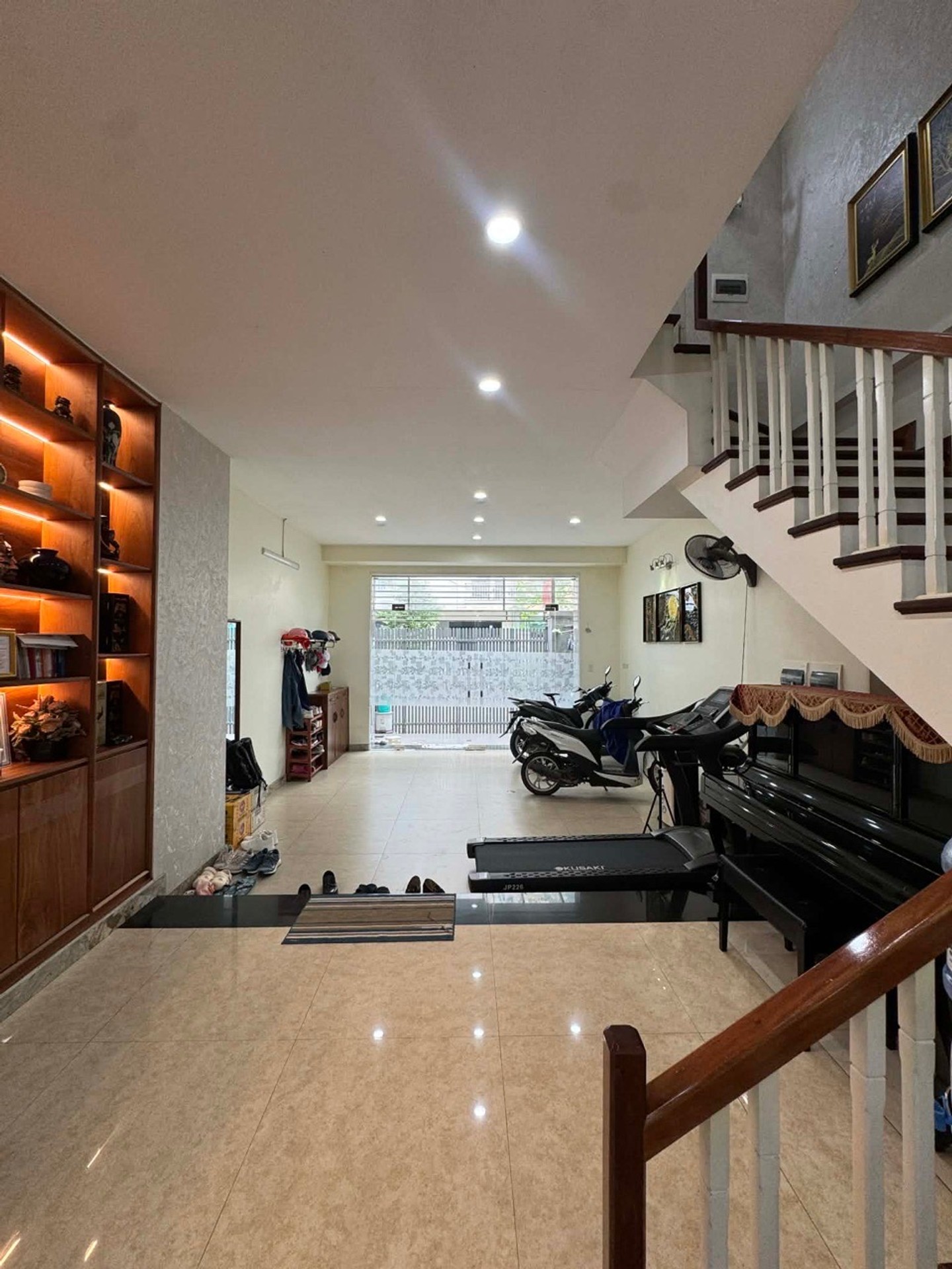 Bán nhà liền kề 4 tầng tại KĐT An Hưng, diện tích 82,5m², mặt tiền 5m kinh doanh