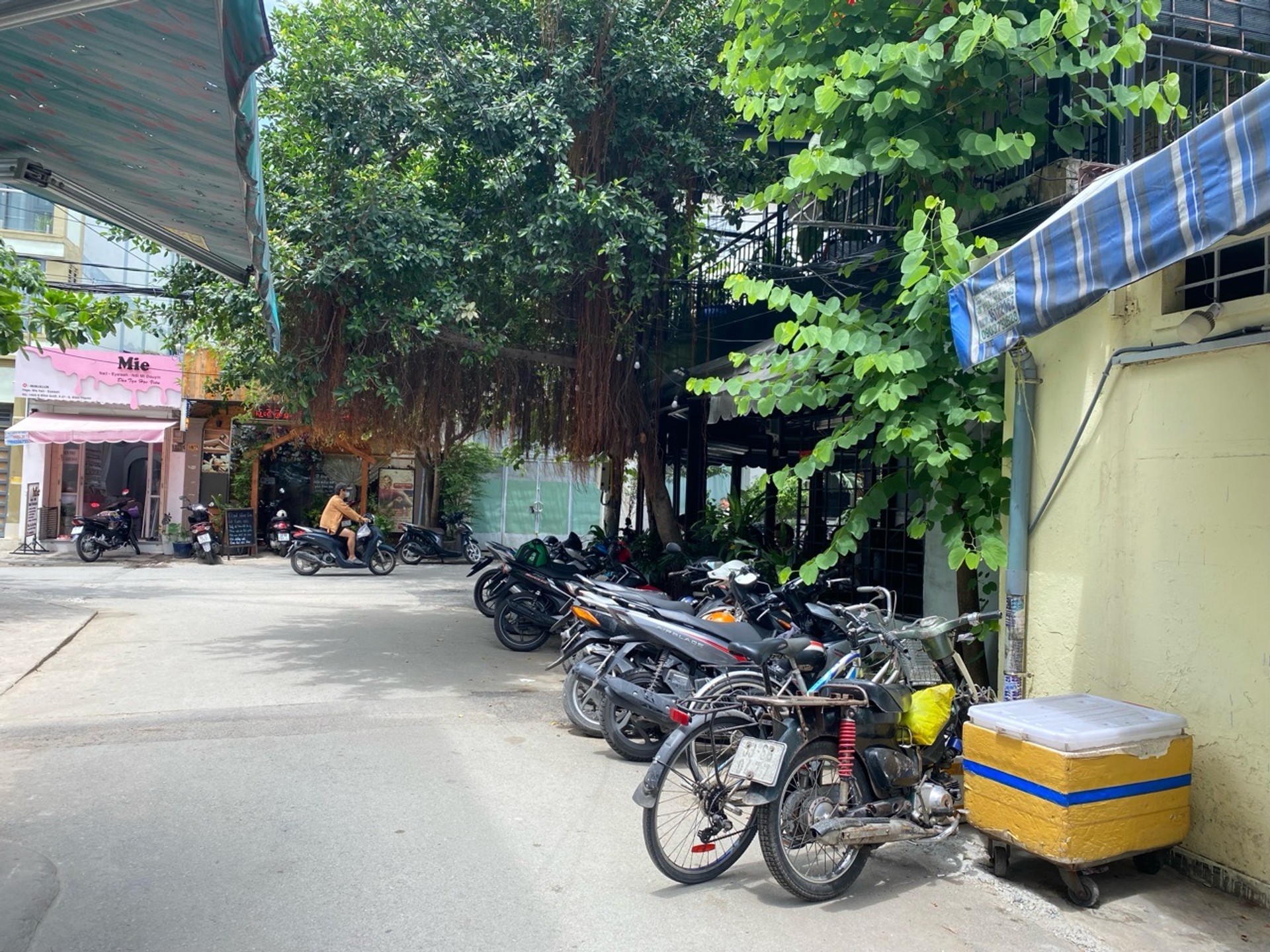 Nhà góc Bình Quới, tiện kinh doanh cực xịn