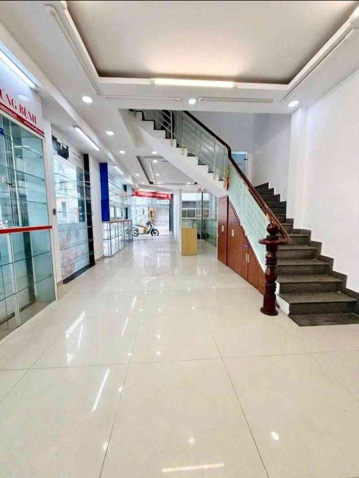 Nhà góc 2 mặt tiền 4 tầng siêu hiếm cho kinh doanh và ở