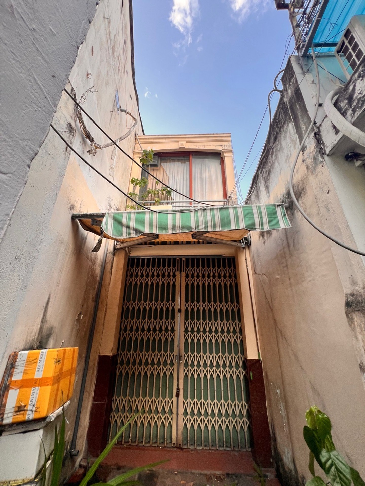 NHÀ TÔN THẤT THUYẾT - 59M2 - 4.49T - 2PN - 2WC - SHR - NỞ HẬU 4M