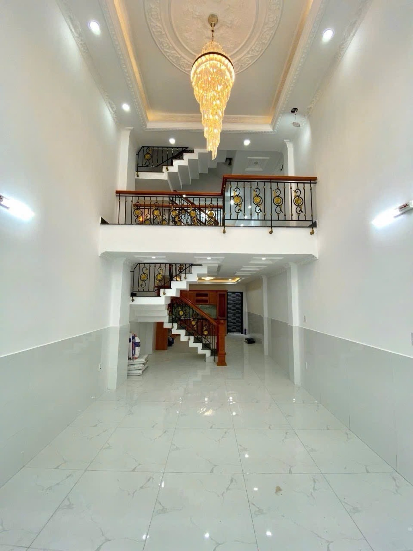 Bán nhà riêng mặt tiền liên khu 5-6, 69m2, 5 tầng, giá 7.5 tỷ