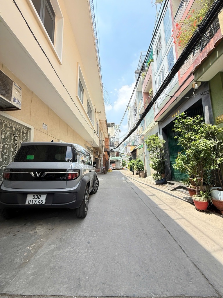 Căn hộ 3PN ở Quận 10, không gian riêng biệt, giá hợp lý