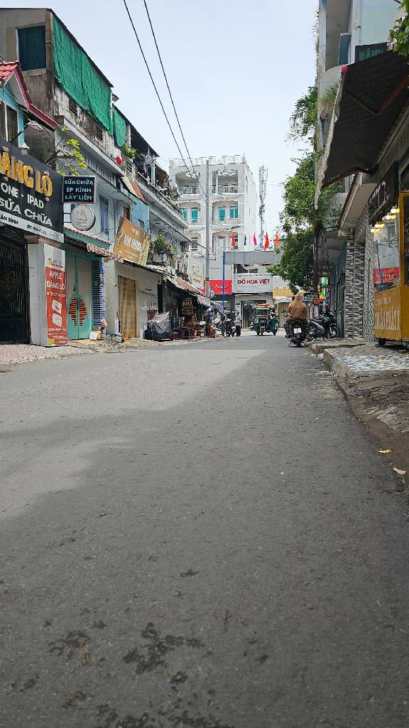 Bán nhà mặt phố phường 7 quận Tân Bình, diện tích 65m2, giá 16 tỷ đồng