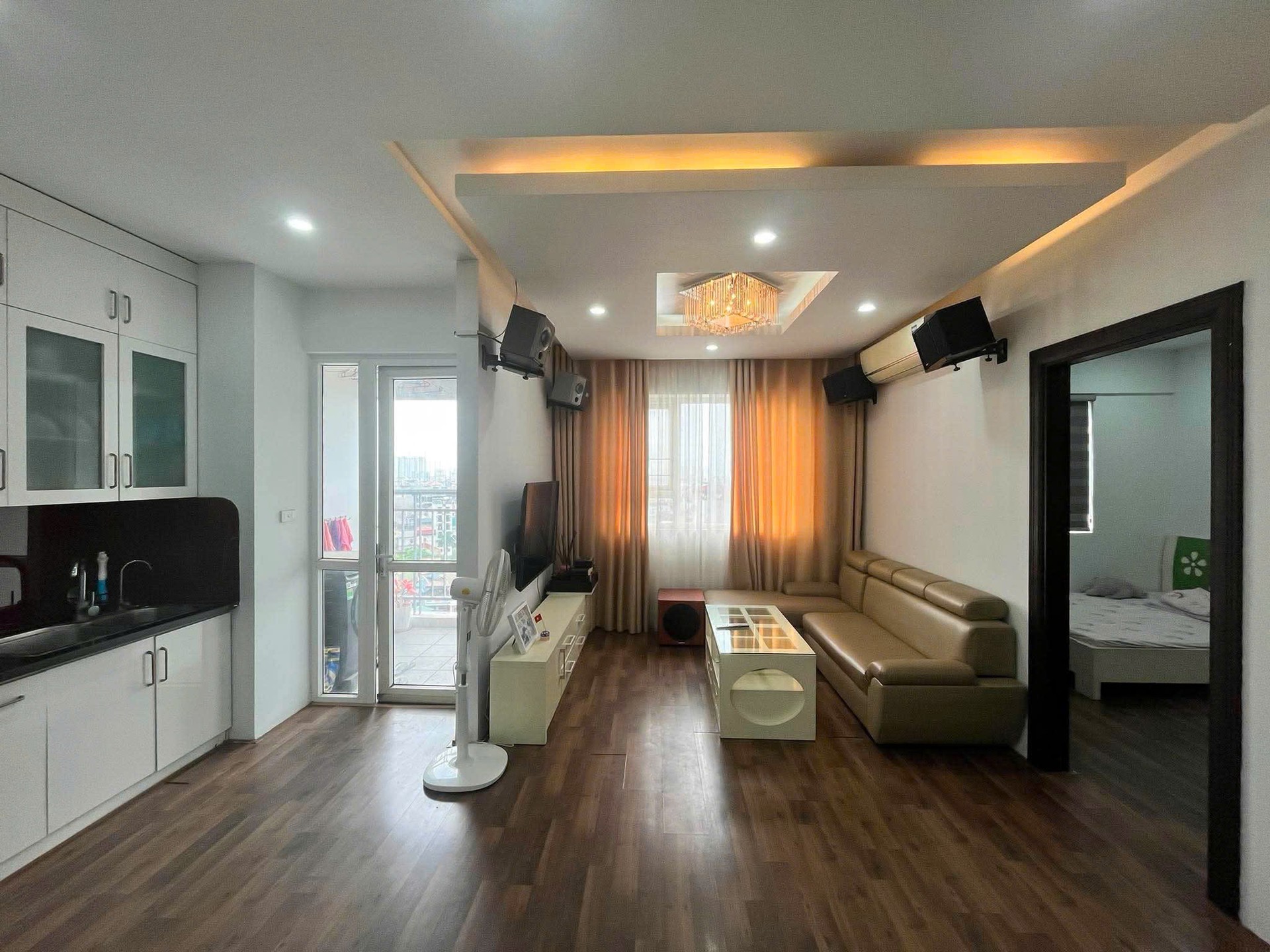 Bán căn hộ chung cư 3 phòng ngủ tại Khương Trung, căn hộ tầng thấp, tiện giao thông