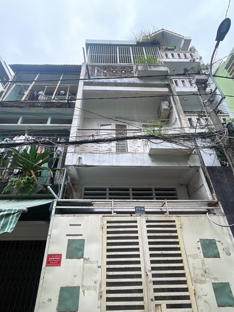 Bán nhà riêng 4 tầng quận 10 hẻm xe hơi sát đường Ba Tháng Hai