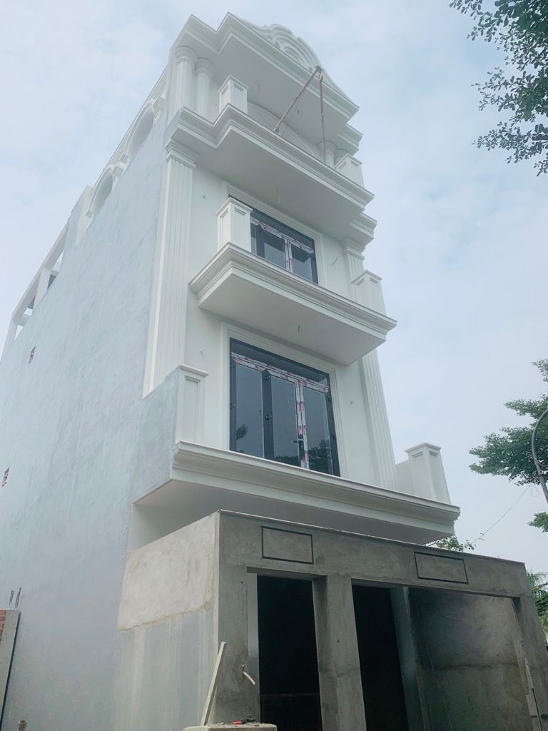 CHỈ 8TỶ200 -4TẦNG-CÓ THANG MÁY-LÊ VĂNLƯƠNG -0828686768