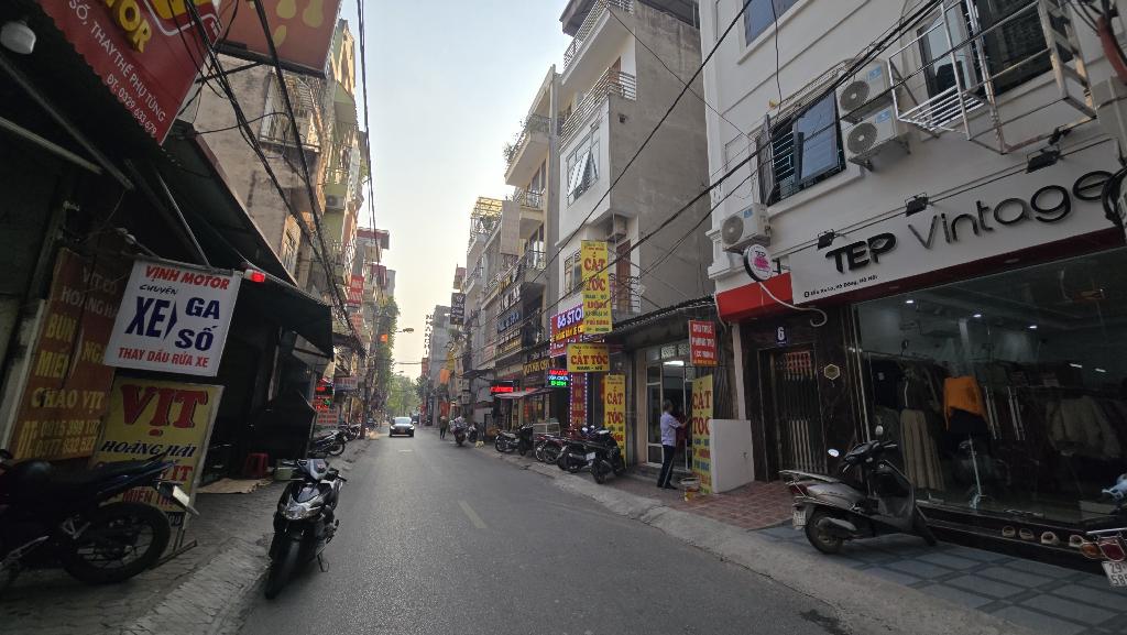 Cơ hội vàng sở hữu nhà mặt phố kinh doanh ô tô tại Xa La 75m2 Mặt tiền rộng.
