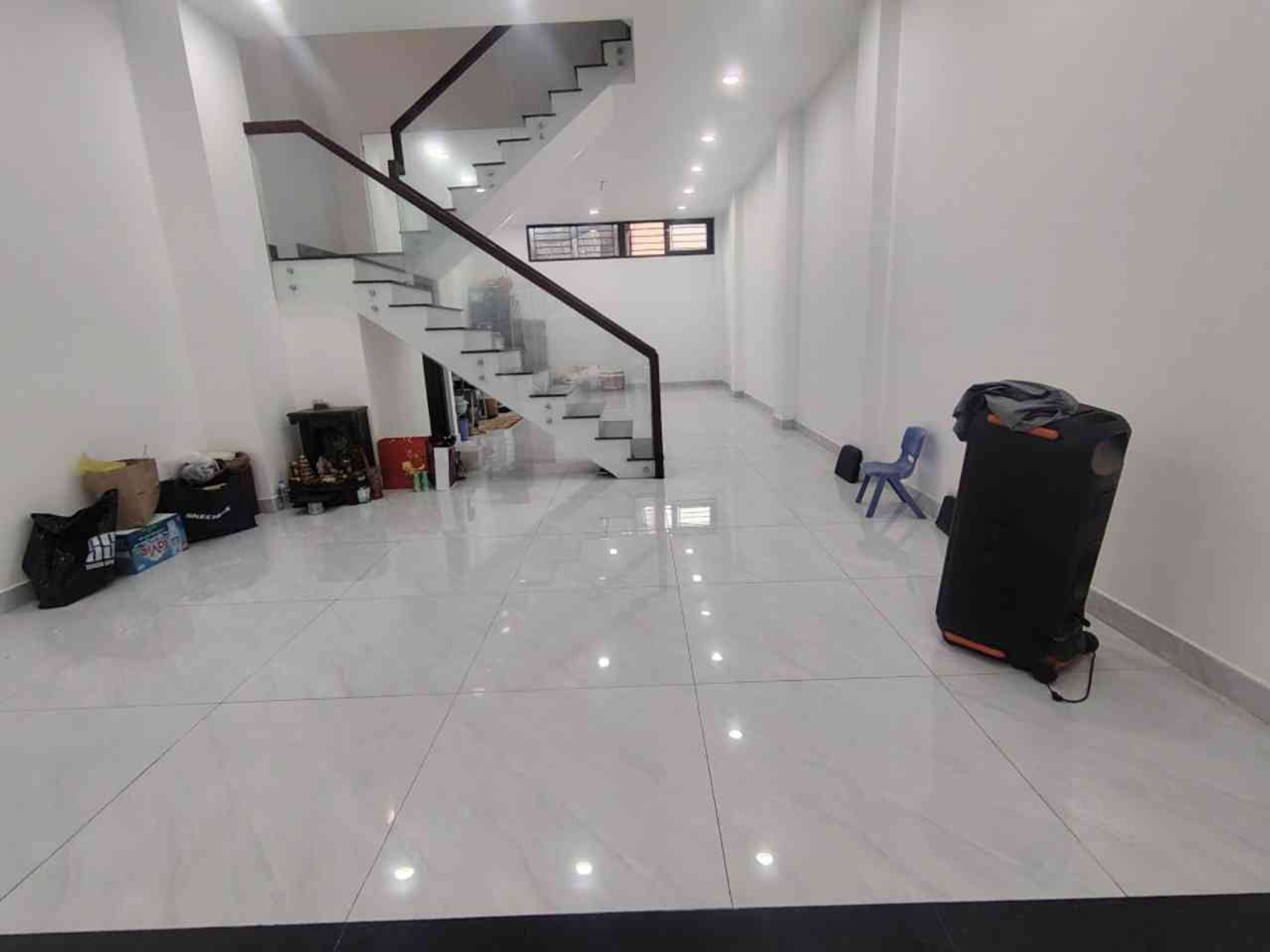 🔥 ( QUẬN 7 ) – NHÀ 4 TẦNG MẶT TIỀN D6, KHU VIP SAU ECOGREEN
Giá Chỉ 18,85 TỶ