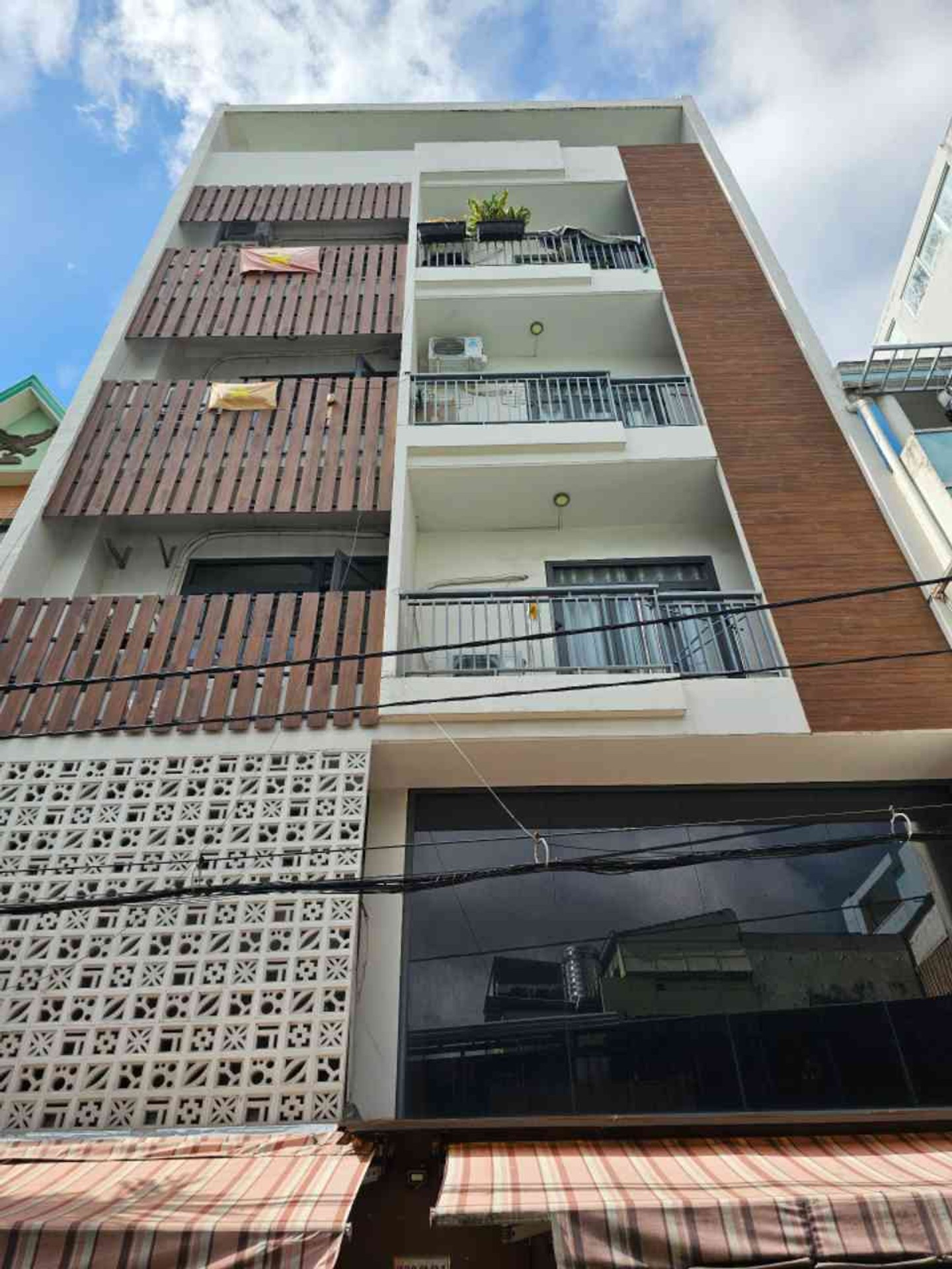 Nhà HXH siêu rộng - thu nhập 40 triệu/tháng ngay Gò Vấp