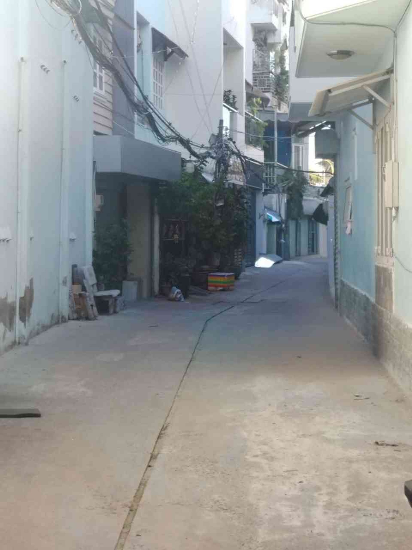 Nhà 2 mặt tiền hẻm xe hơi rộng rãi ngay Quận 7