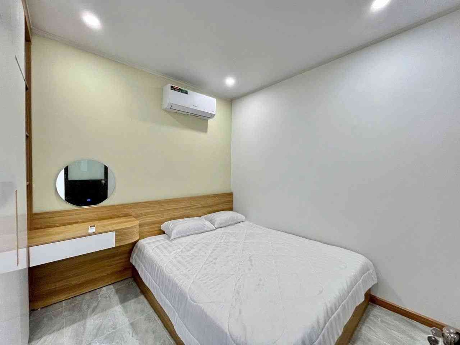 Bán nhà mặt phố 2,5 tầng diện tích 56m² tại Hoàng Tích Trí, quận Hải Châu, Đà Nẵng, hướng Nam