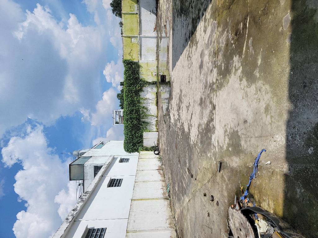 Nhà phố rộng rãi, tiện nghi ngay gần Chợ Rẫy 2