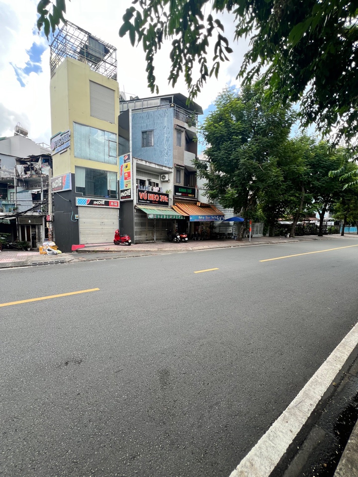 Mặt tiền Hoàng Sa, Quận 1 – Nhà lô góc 5 tầng BTCT, pháp lý chuẩn, hoàn công đầy đủ.