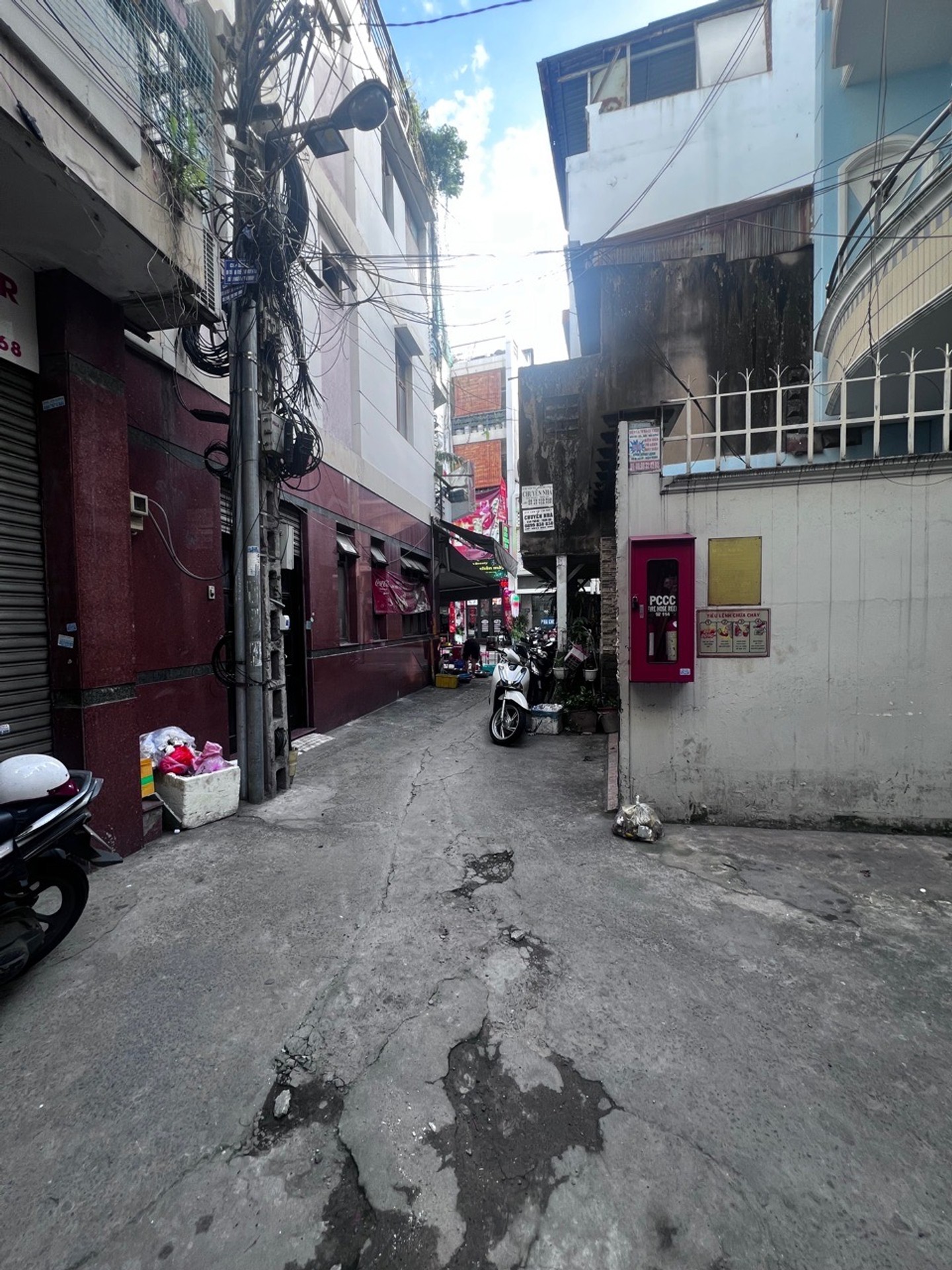 Nhà nhỏ xinh siêu đẹp, giá hời ở Tân Bình