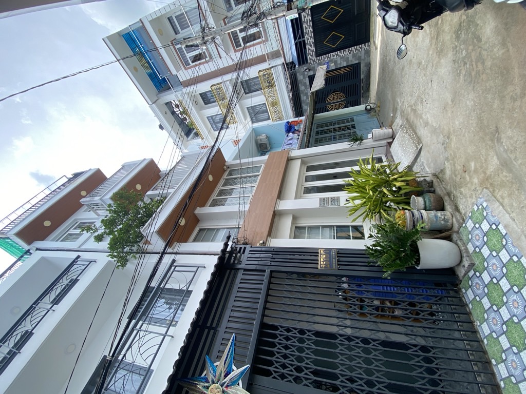 Nhà phố khu Nguyễn Thị Thập – Quận 7, vị trí đẹp, nhu cầu ở cao...