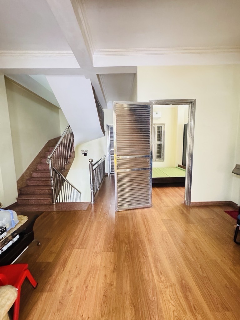 🎯🌏CHỈ 25 TỶ.BÁN NHÀ KIM GIANG - ĐẠI KIM 72M2 x 5T,MT 7M, NGÕ 10M, CÓ VỈA HÈ.