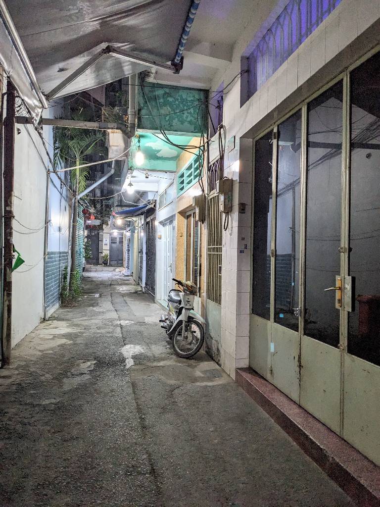 Bán nhà riêng 2 tầng phường Tân Sơn Nhất diện tích 36m2 giá 6.8 tỷ