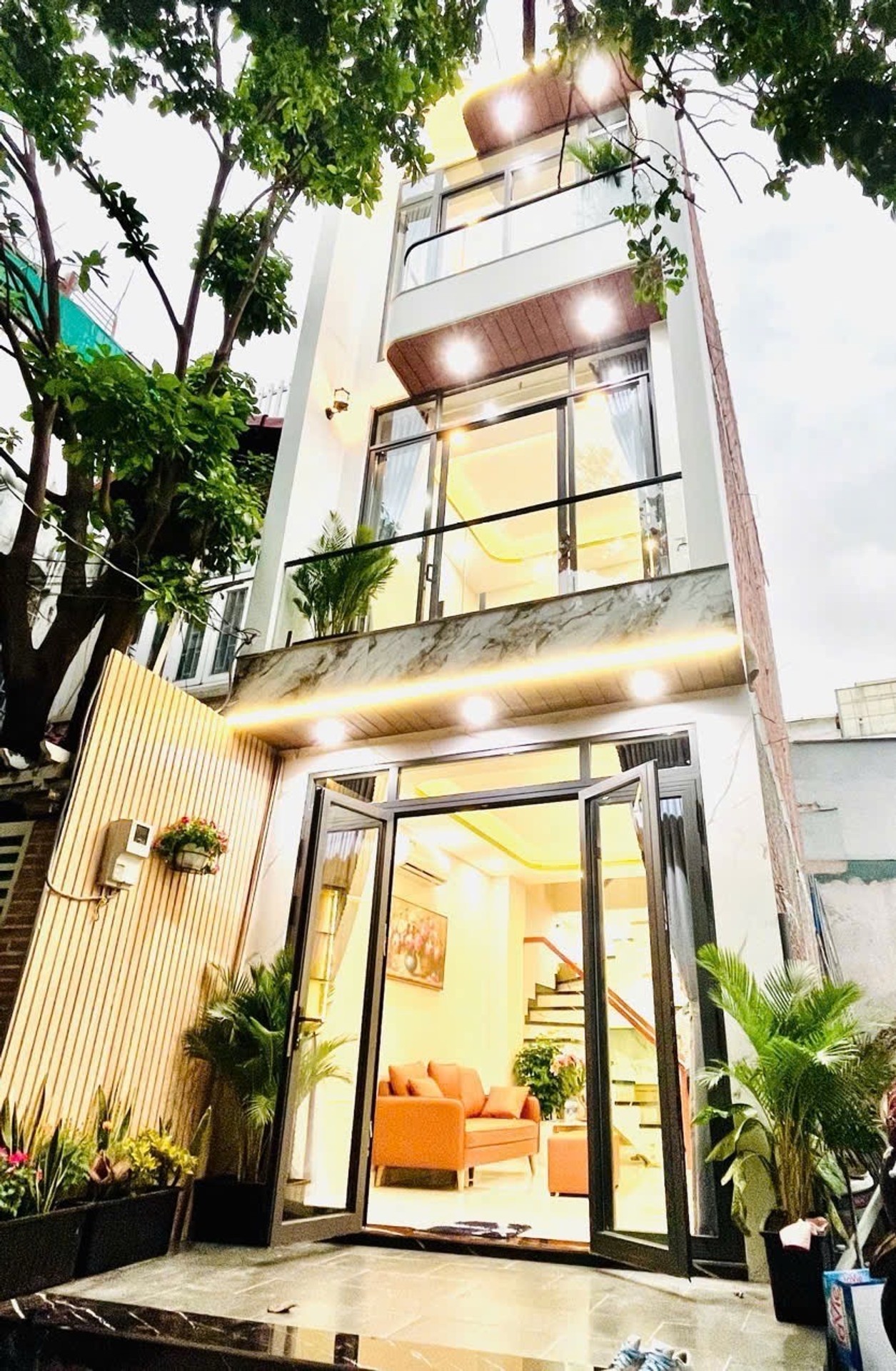 Nhà mới đẹp 3 tầng khu Phú Thọ Hòa - giá tốt