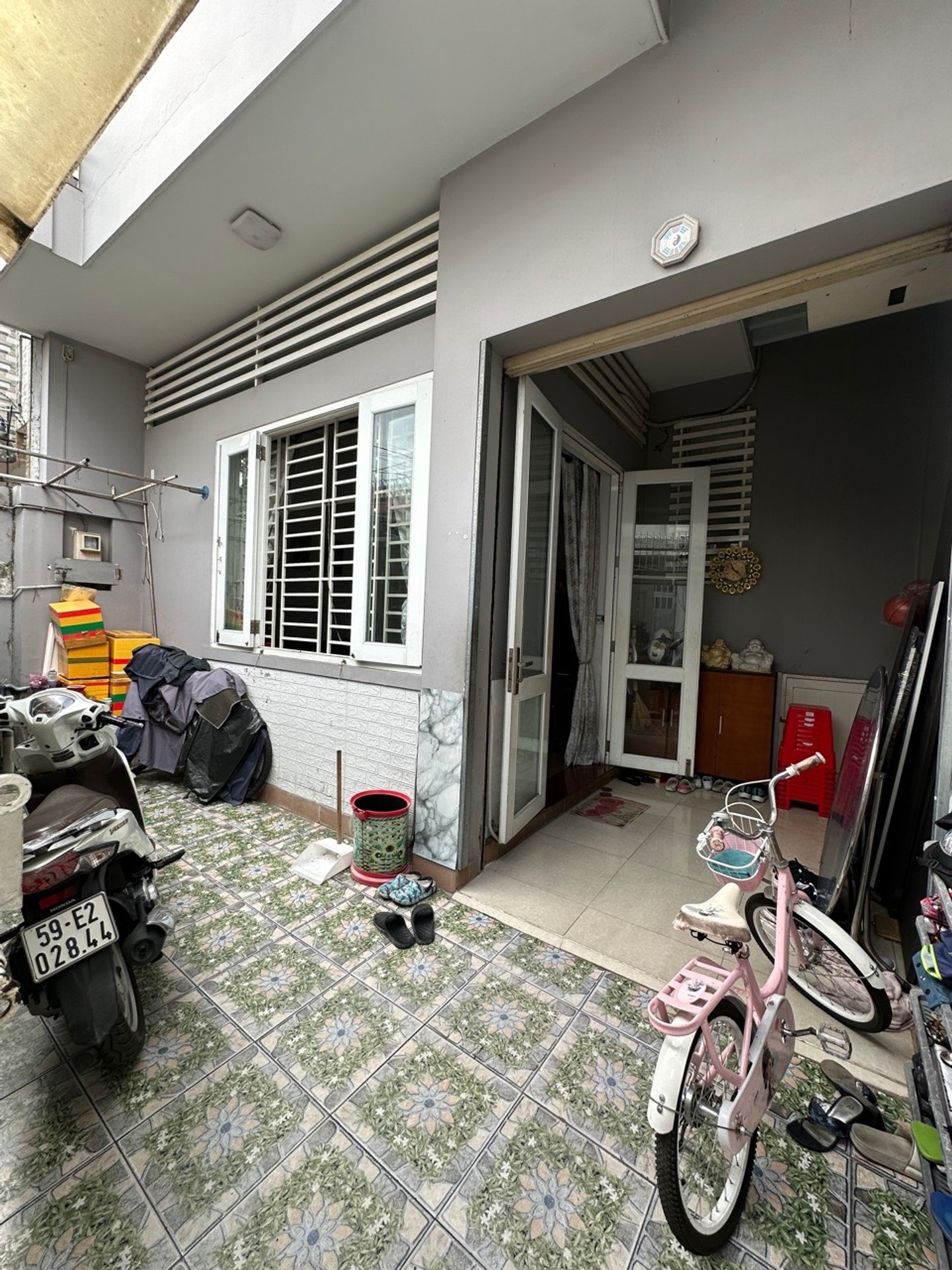 Nhà đẹp rộng thoáng, vị trí vàng Đông Hưng Thuận
