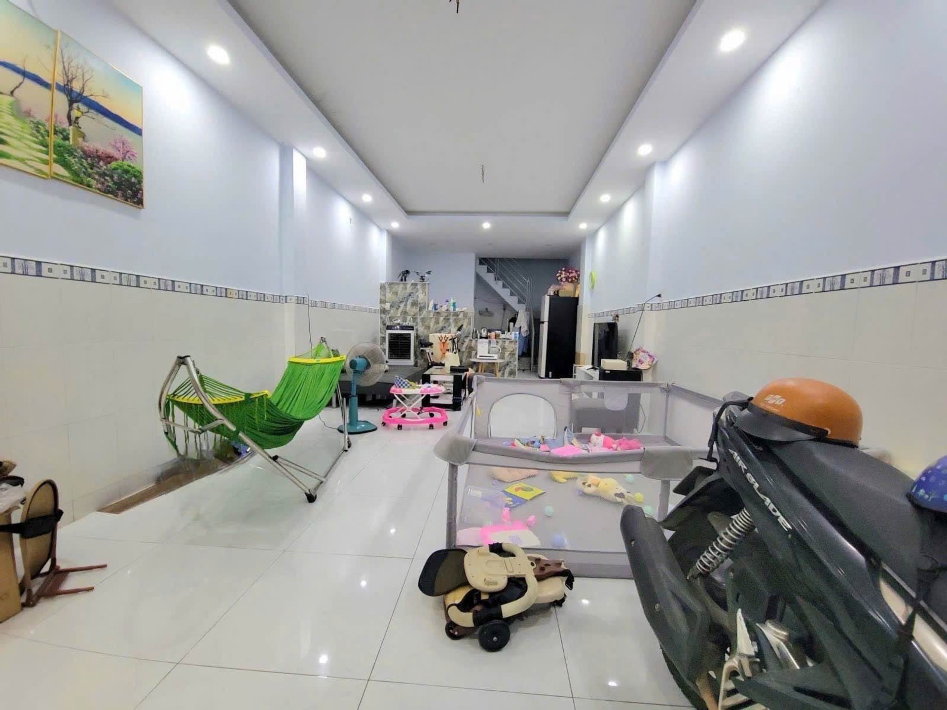 Bán nhà riêng 2 tầng, 50m2, mặt tiền 4.1m tại phường 10, quận Tân Bình