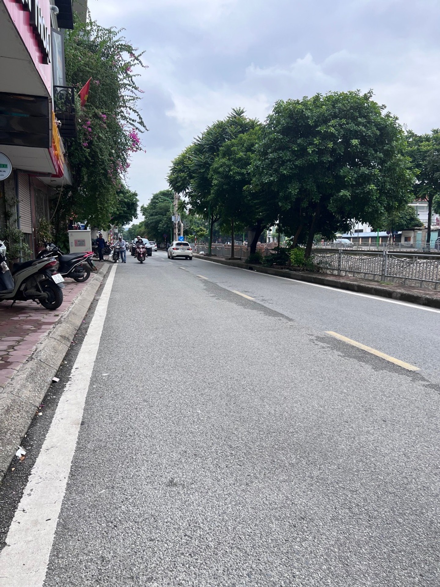 Bán nhà riêng 82,5mx 4 tầng Phương Liệt, Thanh Xuân, mặt tiền rộng 4m
