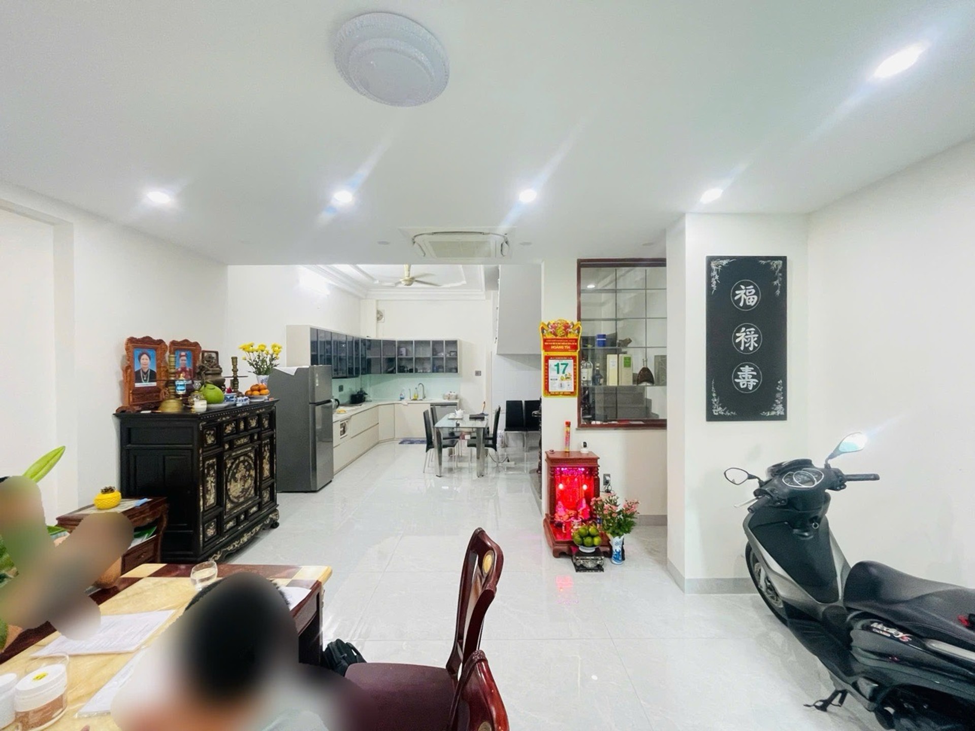 Nhà 4 tầng hẻm ô tô Cửu Long, gần sân bay Tân Sơn Nhất