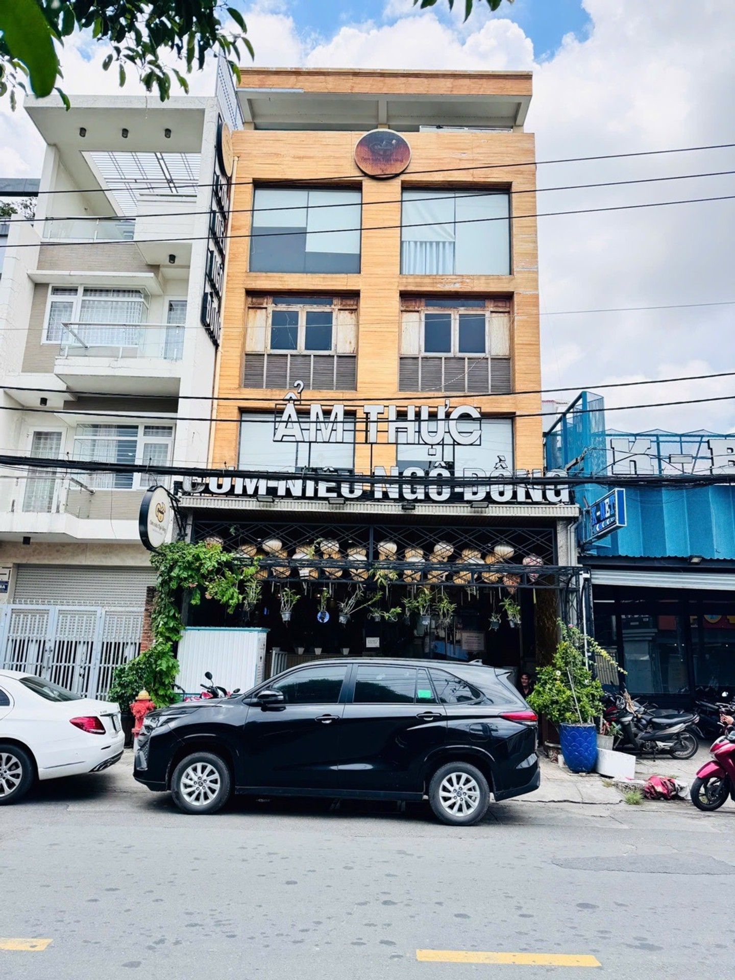 Nhà mặt tiền siêu đẹp, kinh doanh đỉnh tại Tây Thạnh