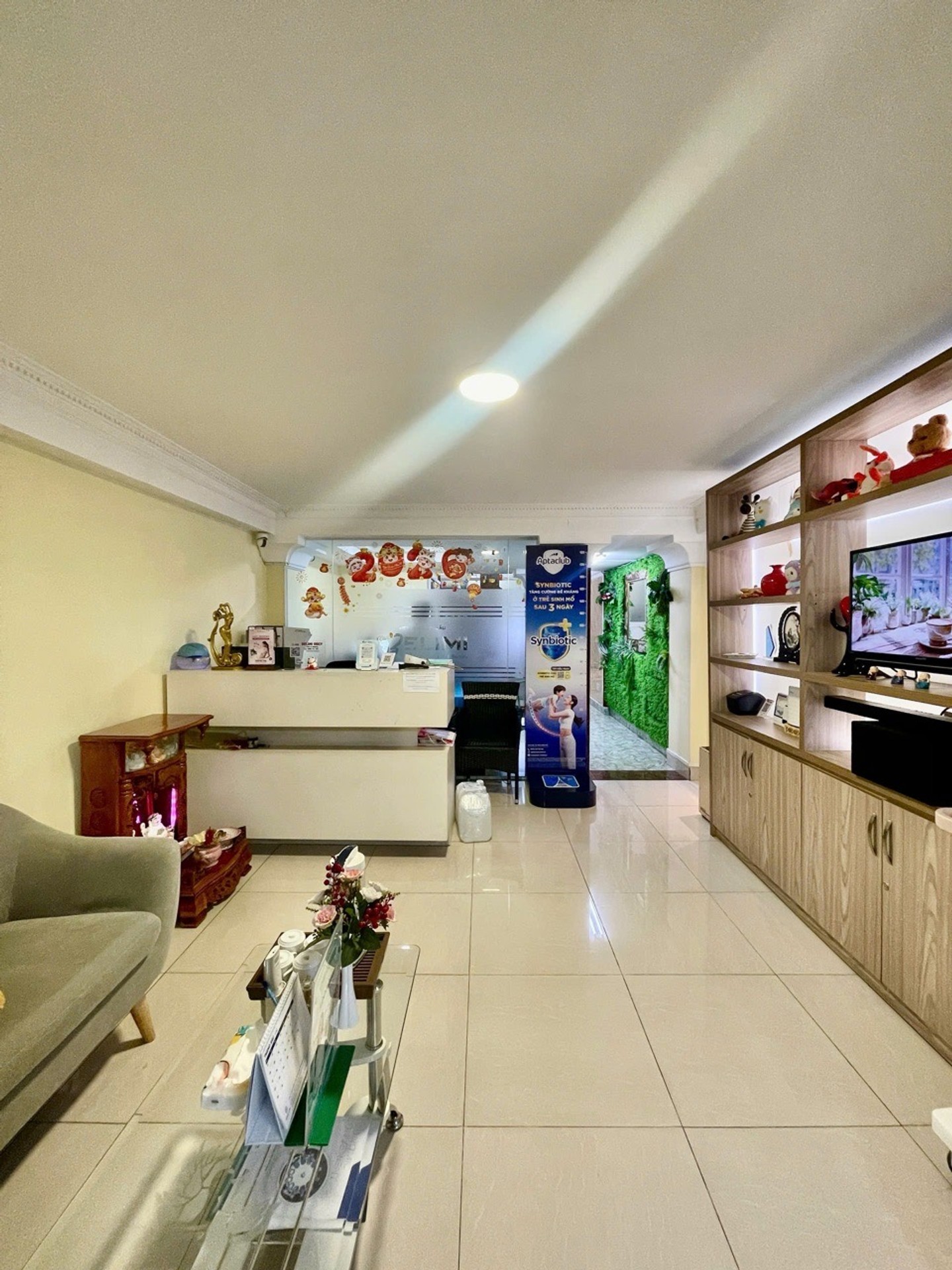 Hẻm 10m thông Cộng Hoà,sát mặt tiền đường-