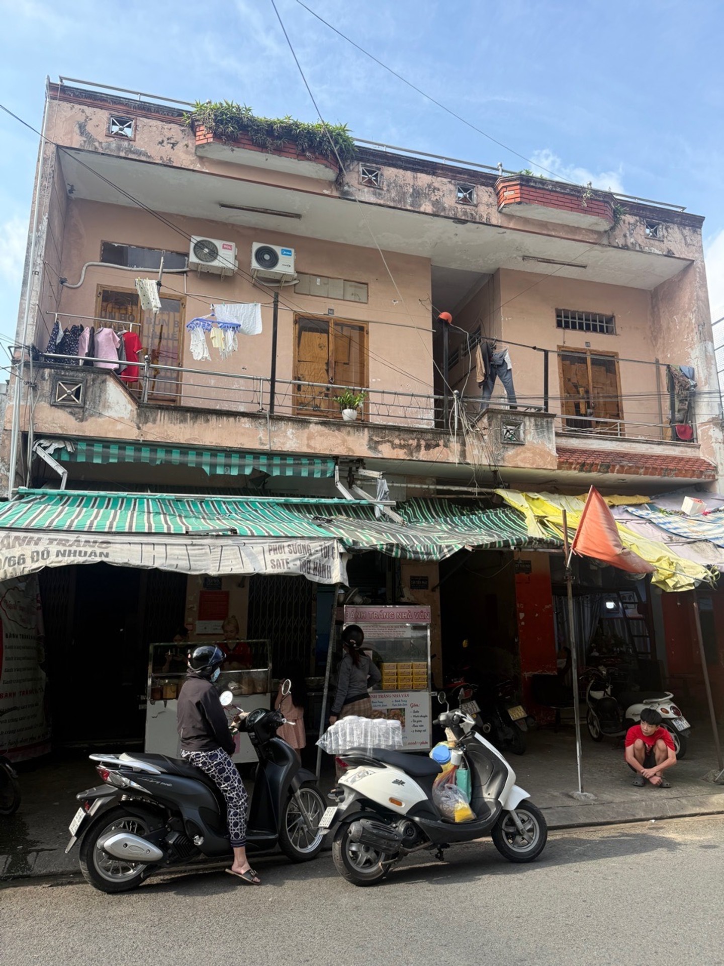 Sở hữu nhà mặt phố rộng 194m2, kinh doanh sầm uất tại Tân Phú