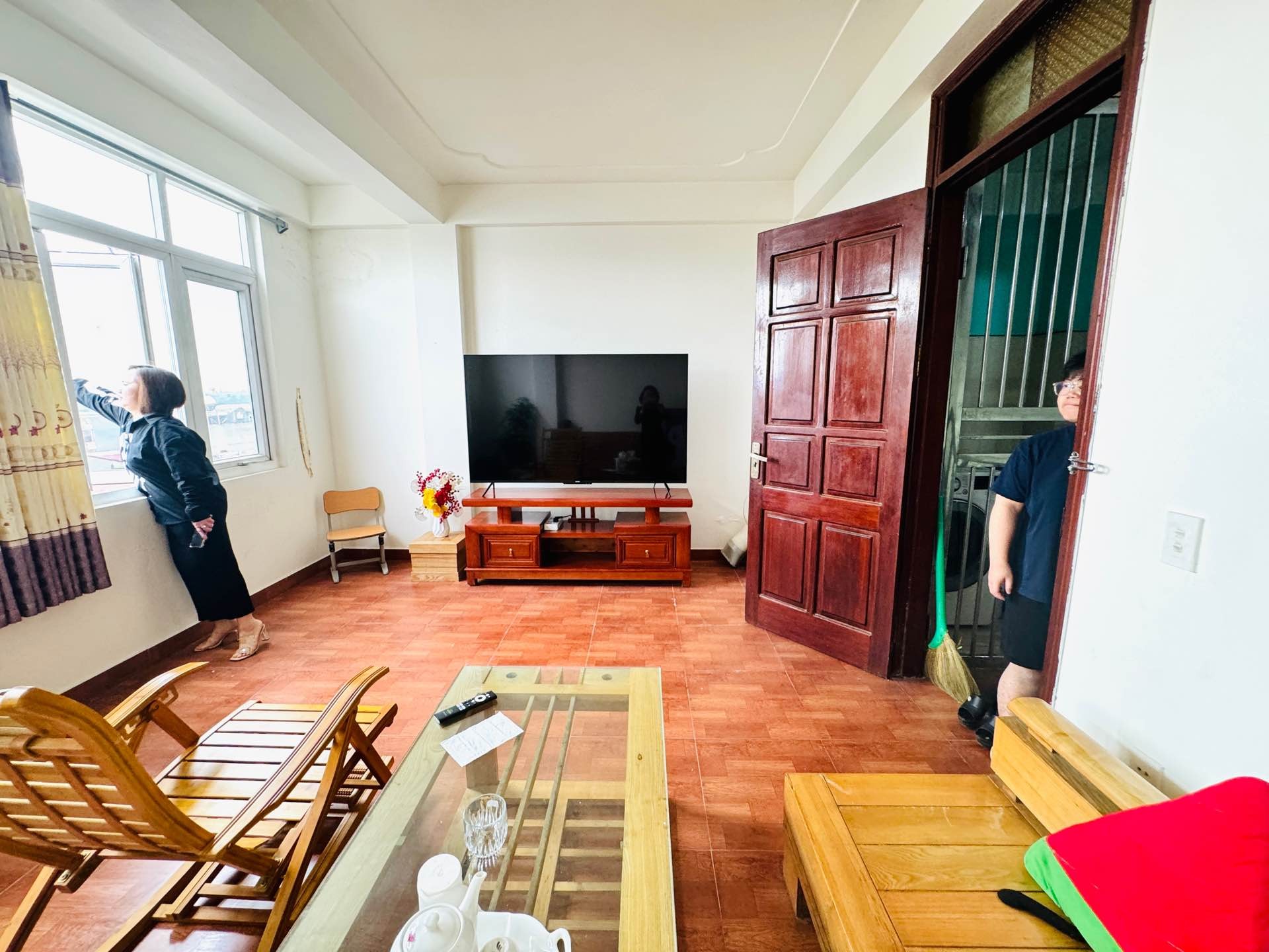 Bán liền kề 7 tầng có thang máy gần Học viện Cảnh sát, giá 15.5 tỷ đồng