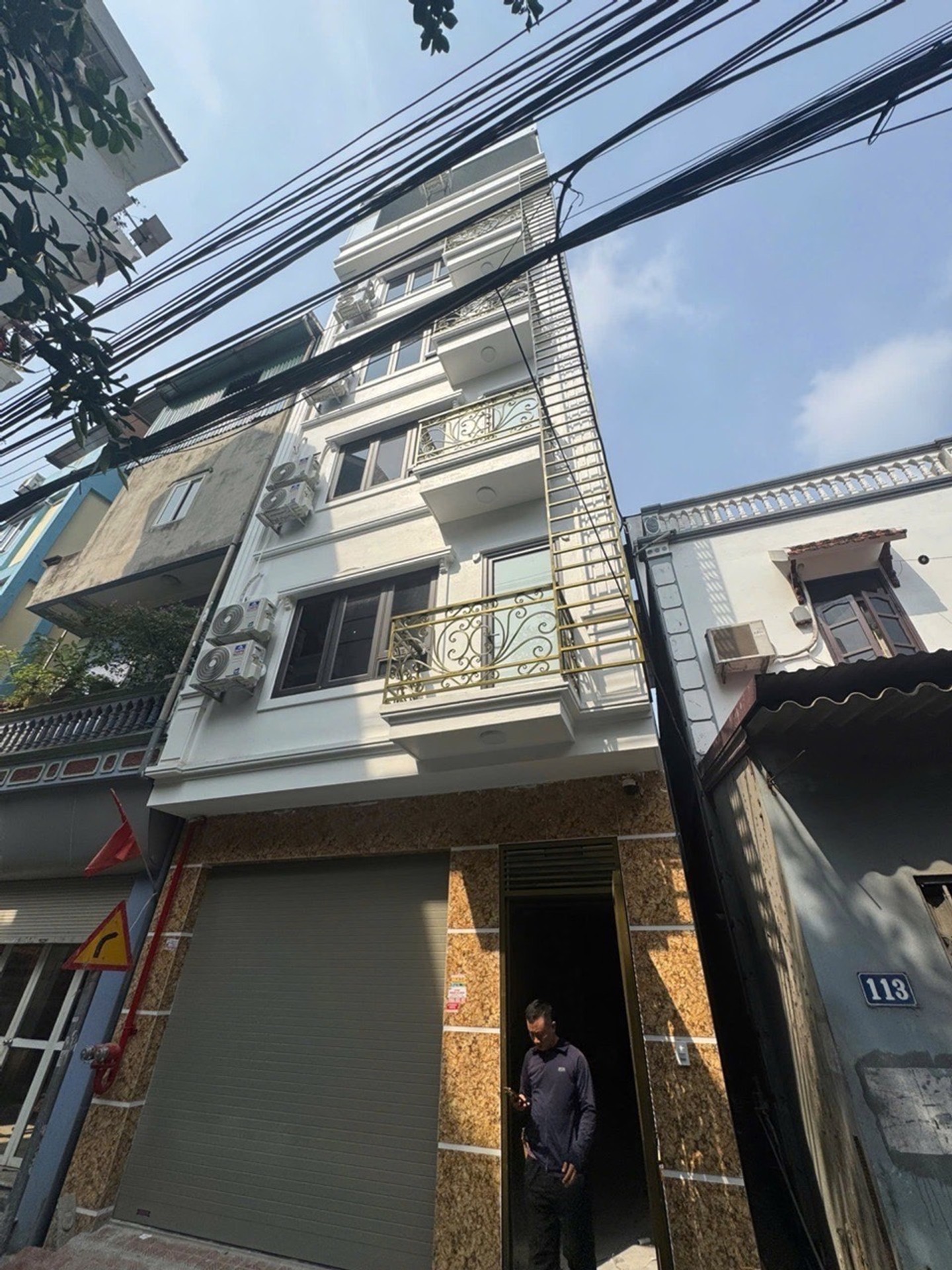 Nhà mặt phố 7 tầng thang máy, kinh doanh & căn hộ dịch vụ siêu lời - ĐH CÔNG NGHIỆP , ĐH THÀNH ĐÔ