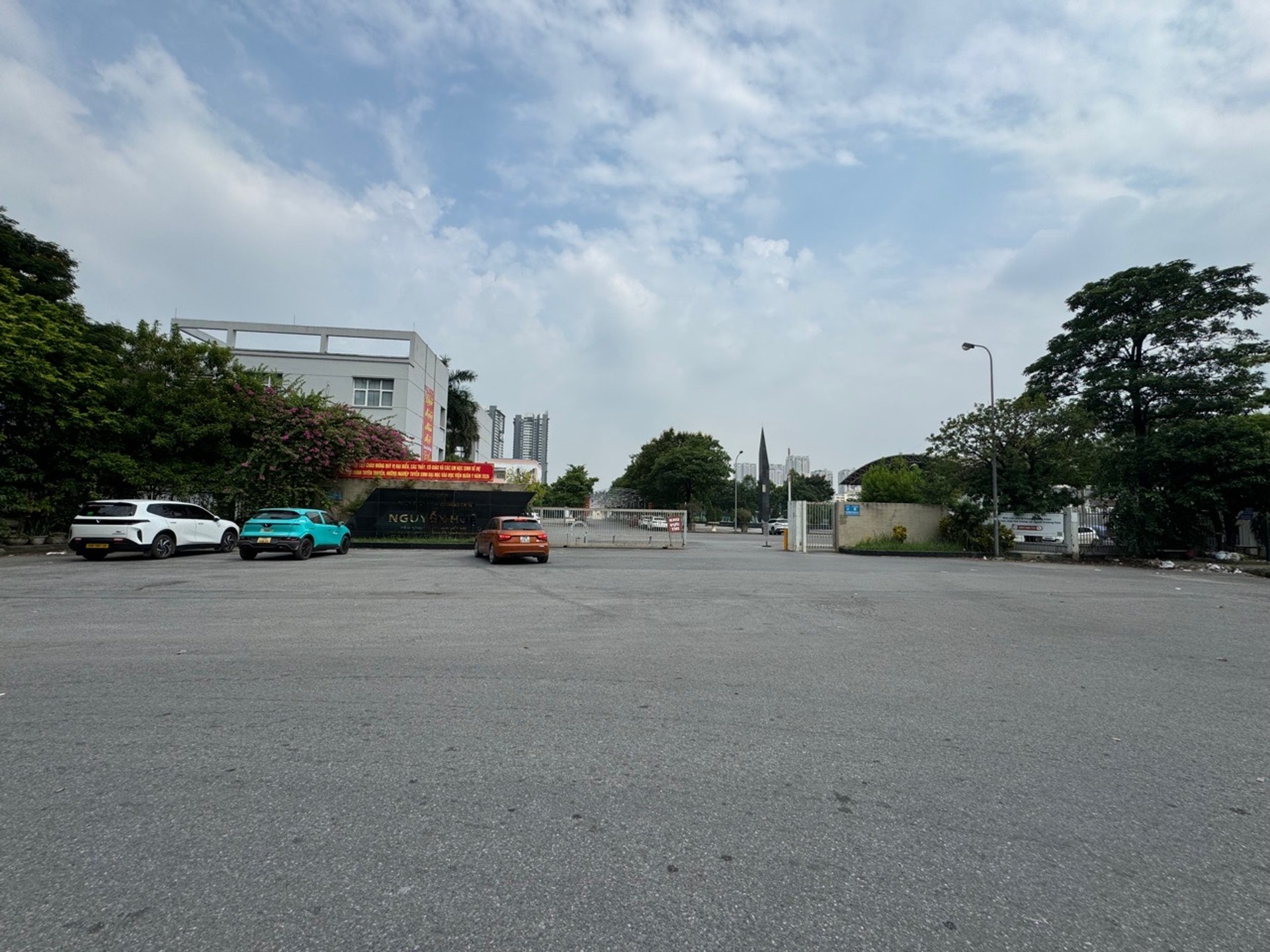 Bán nhà phố Quang Trung 5 tầng, Vỉa Hè Ôtô Kinh Doanh diện tích 50 m², giá 21 tỷ