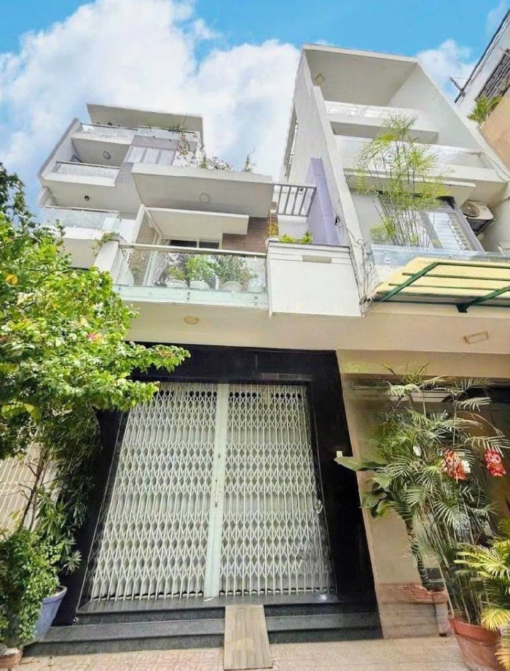 Bán nhà mặt tiền Bàu Cát Tân Bình, 57m2, mặt tiền 4.1m, 3 tầng, giá 14.5 tỷ