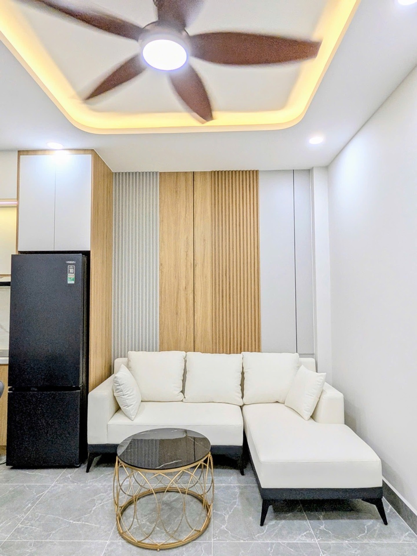 Bán nhà mặt phố Phú Nhuận, 72m2, giá 10,6 tỷ, 7 phòng ngủ, kinh doanh và cho thuê tốt