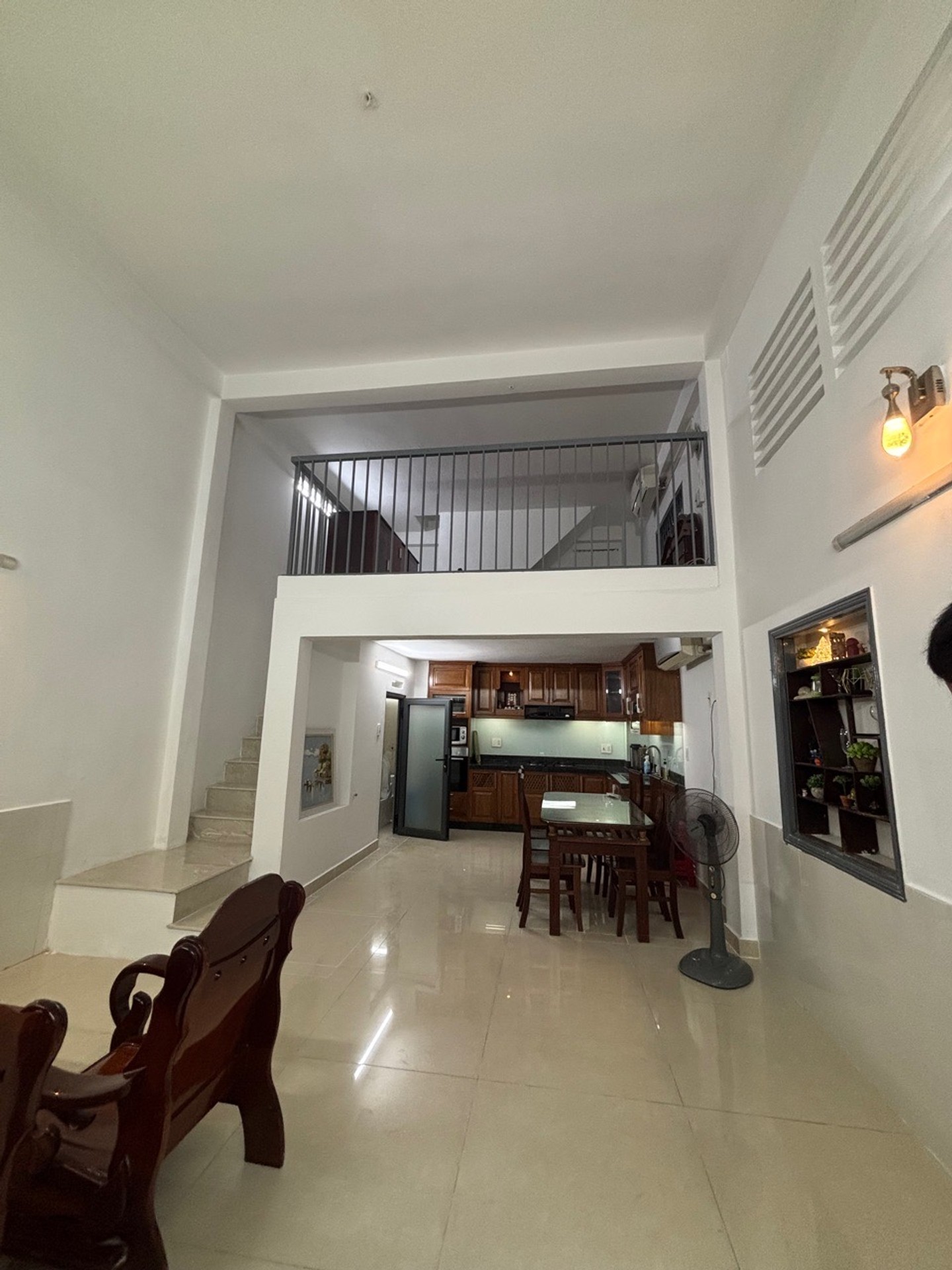 Nhà Lô Góc Sống Đẹp Quận 10, Gần Trung Tâm