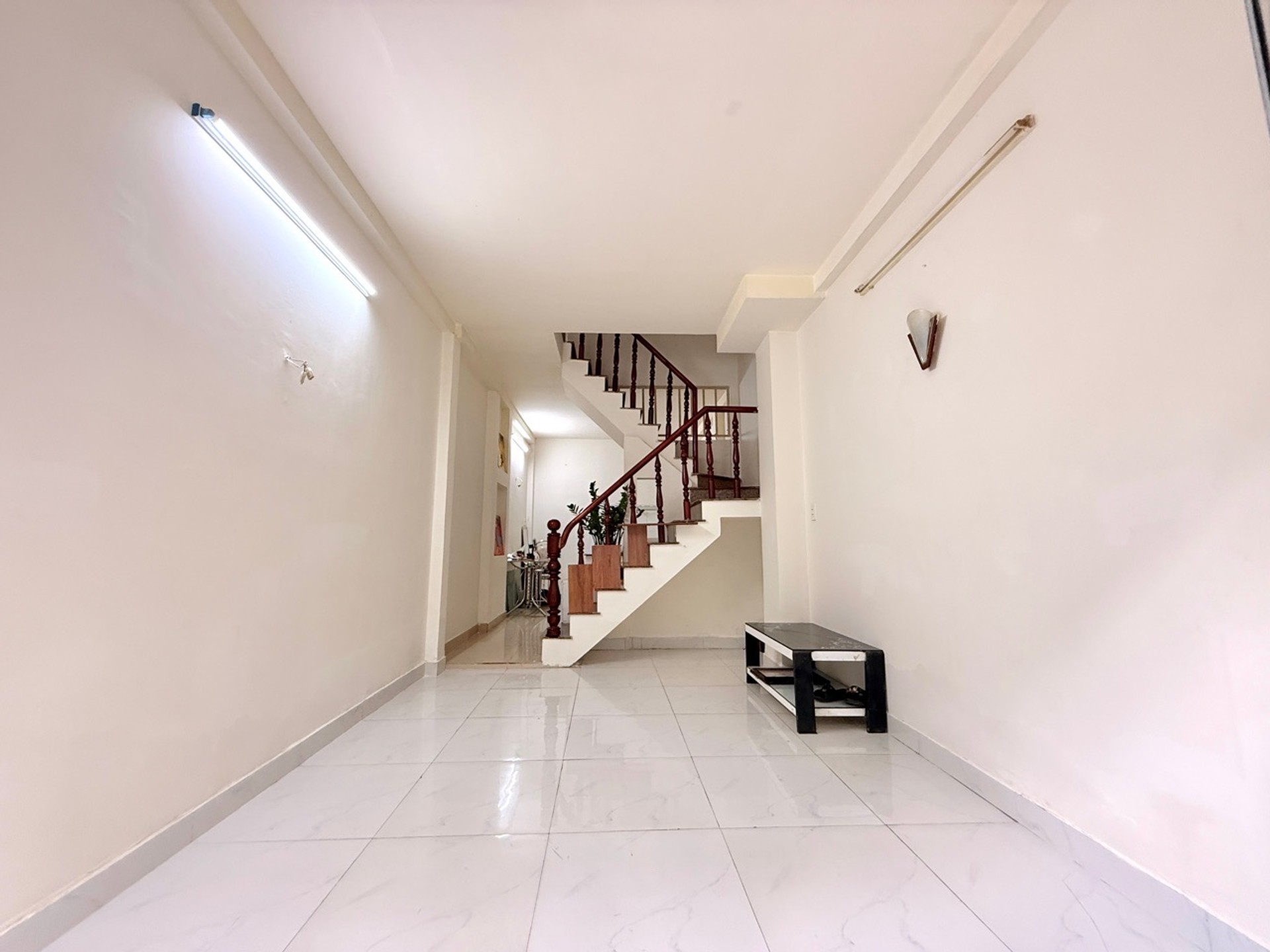 3.1x10m, Bán nhà 637/ Quang Trung, 2 Tầng, P11 Gò Vấp, 3 Tỷ hơn