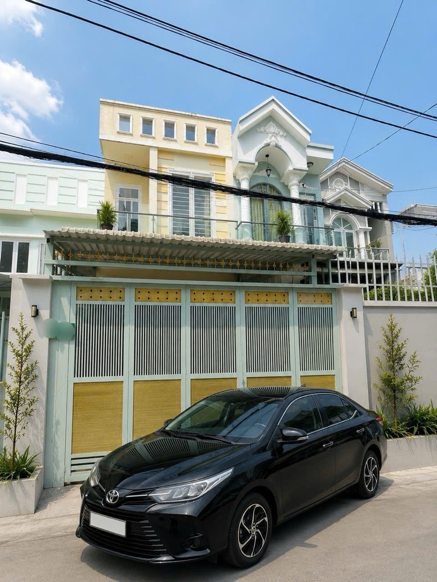 Nhà riêng 2 tầng có gara ô tô tại Chuyên Dùng 9 Quận 7, diện tích 79.3m²