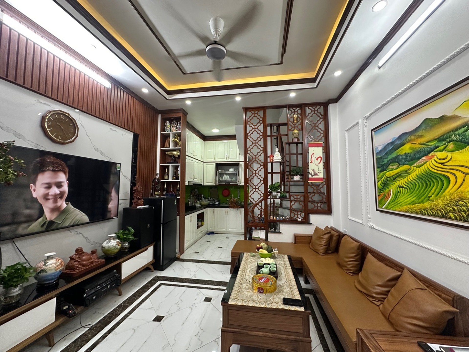 Bán nhà 5 tầng, 3 ngủ, gần công viên Võ Thị Sáu, Bạch Mai, nhà đẹp, 30m2, 9.6 tỷ