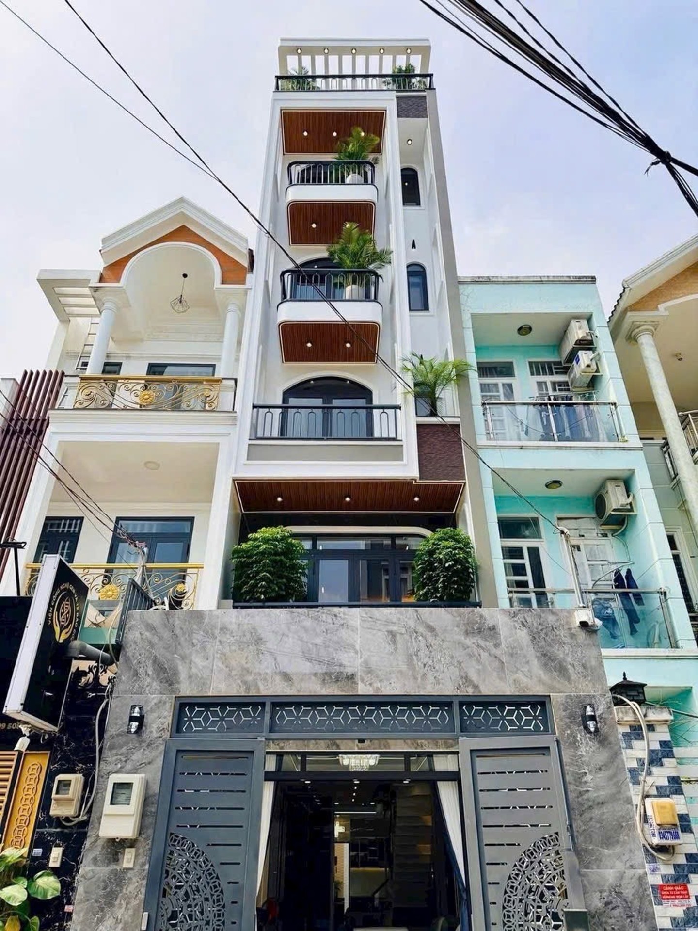 Nhà phố thang máy siêu sang tại Quang Trung Gò Vấp