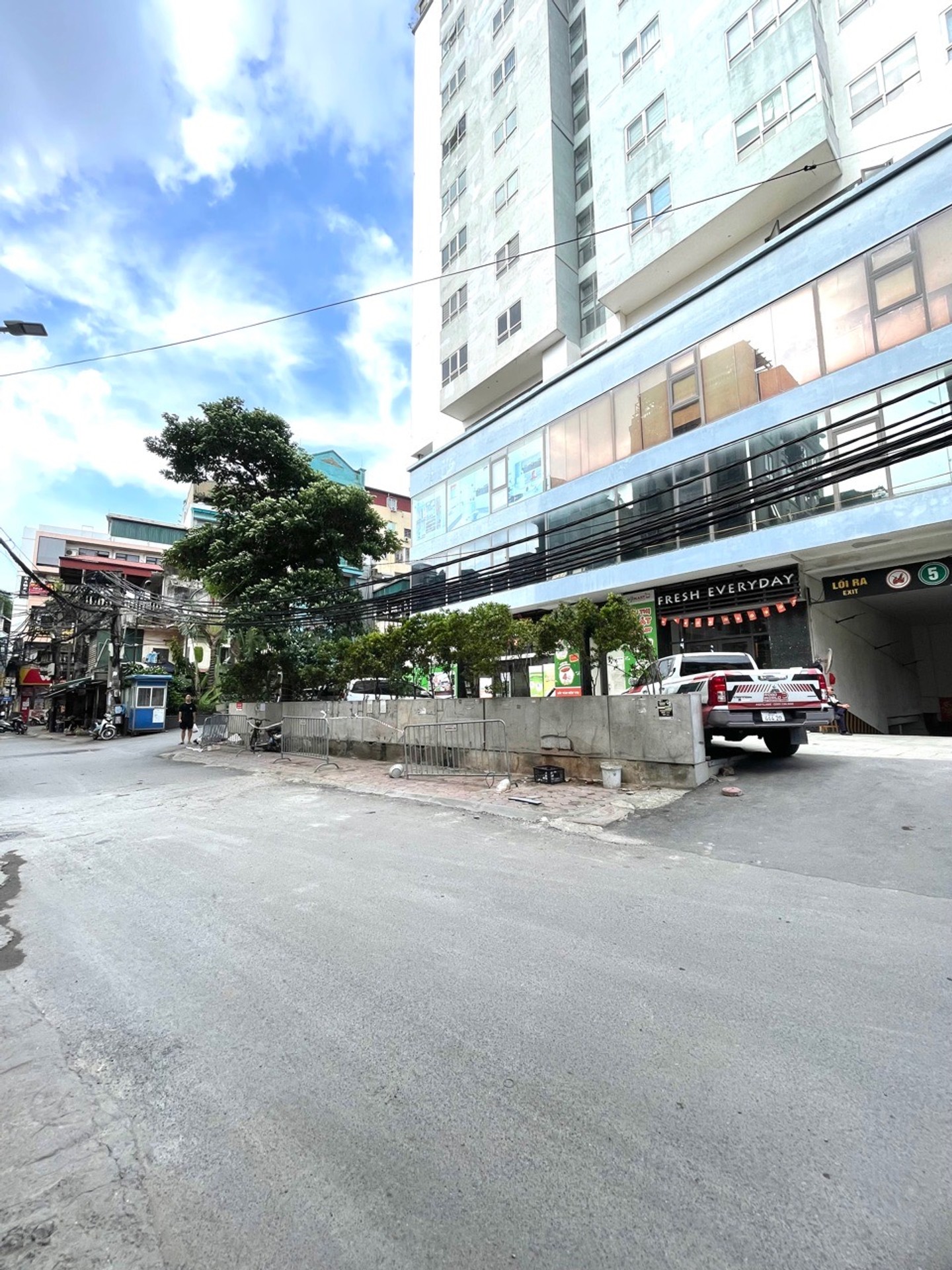 Bán nhà riêng 4 tầng tại Chính Kinh trung tâm Thanh Xuân, gần ga Thượng Đình